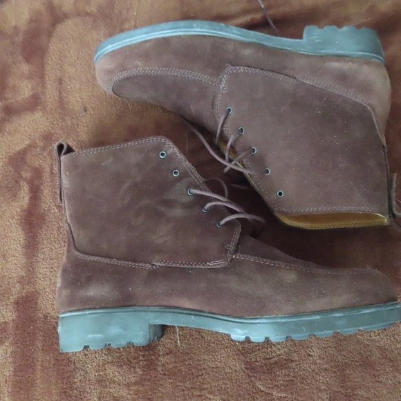 womens Salvatore Ferragamo sport suede boots sz 8 AA - Picture 4 of 9